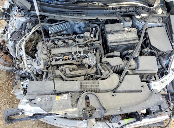 5YFB4MBE9NP126402 2022 TOYOTA COROLLA Silver Rear interior view