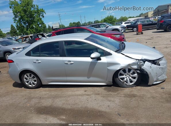 5YFB4MDE1SP312461 2025 TOYOTA COROLLA Серебряный Вид задней части салона