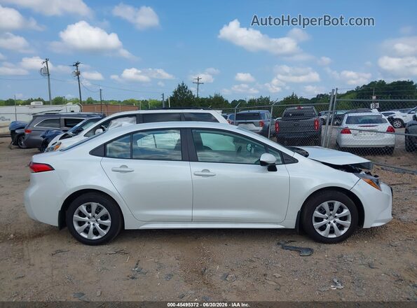 5YFB4MDE1TP369633 2026 TOYOTA COROLLA White Вид задньої частини салону