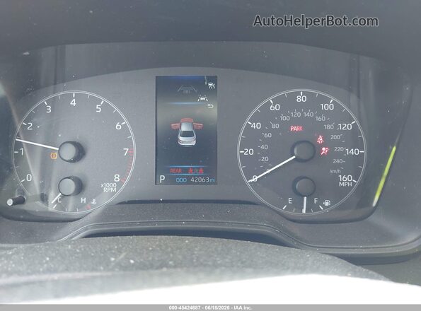 5YFB4MDE2PP009518 2023 TOYOTA COROLLA Silver Widok tylnych siedzeń