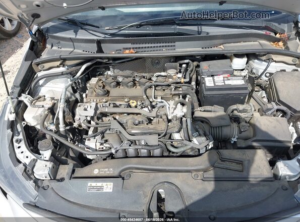 5YFB4MDE2PP009518 2023 TOYOTA COROLLA Silver Widok z tyłu