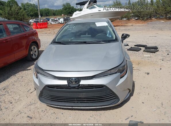 5YFB4MDE2PP009518 2023 TOYOTA COROLLA Silver Widok wnętrza z tyłu
