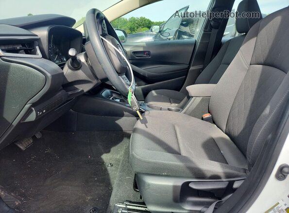 5YFB4MDE2RP099515 2024 TOYOTA COROLLA White Вид салону спереду