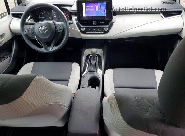 5YFB4MDE2SP305955 2025 TOYOTA COROLLA Silver Vista del salpicadero