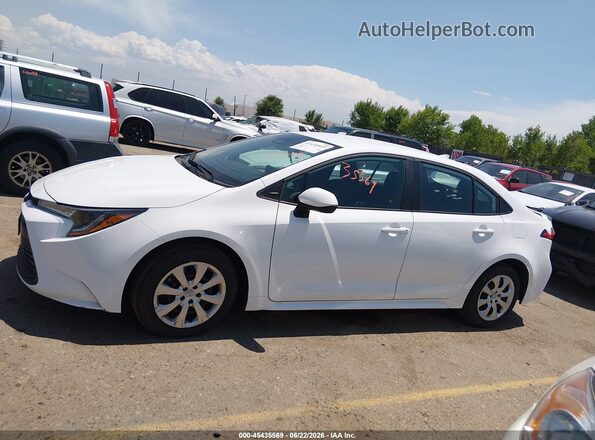 5YFB4MDE2TP405779 2026 TOYOTA COROLLA White 360 interior view