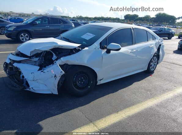 5YFB4MDE3RP213957 2024 TOYOTA COROLLA White Front left