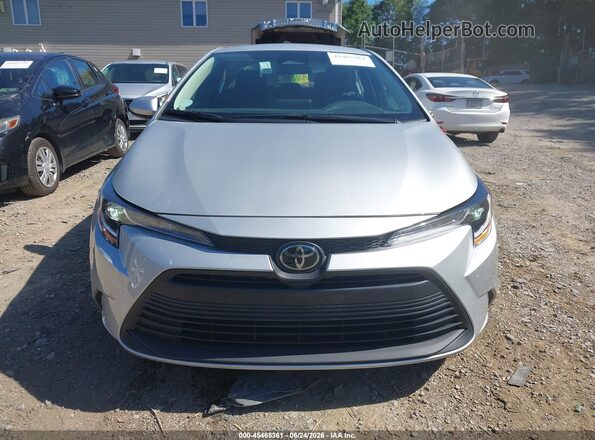 5YFB4MDE3TP382237 2026 TOYOTA COROLLA Silver Սարքավորումների վահանակի տեսք