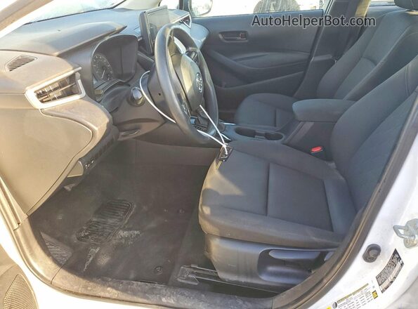 5YFB4MDE4PP048921 2023 TOYOTA COROLLA White Widok wnętrza z przodu