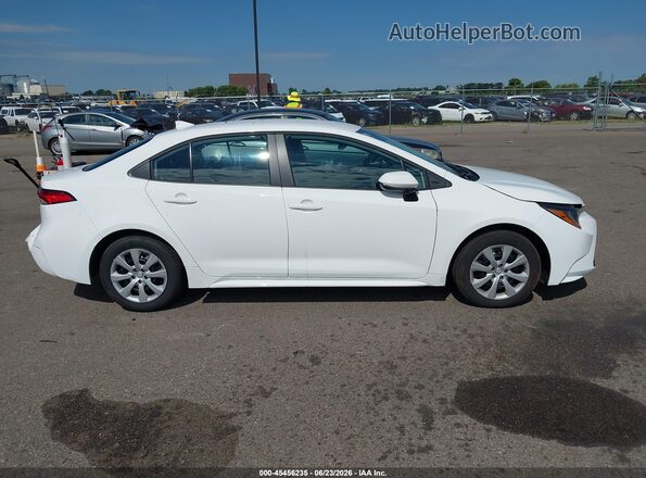 5YFB4MDE5TP377041 2026 TOYOTA COROLLA White Սալոնի հետևի տեսք