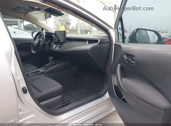 5YFB4MDE6RP128014 2024 TOYOTA COROLLA Silver წინა სალონის ხედი