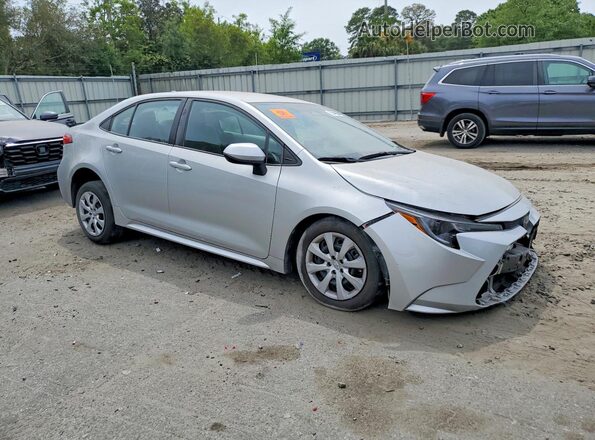 5YFB4MDE6RP207151 2024 TOYOTA COROLLA Silver Przód prawy