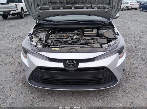5YFB4MDE6SP287511 2025 TOYOTA COROLLA Silver Widok z tyłu
