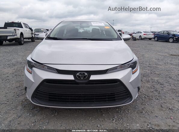 5YFB4MDE6SP287511 2025 TOYOTA COROLLA Silver Widok zestawu wskaźników