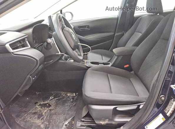 5YFB4MDE7PP044295 2023 TOYOTA COROLLA Blue Front interior view