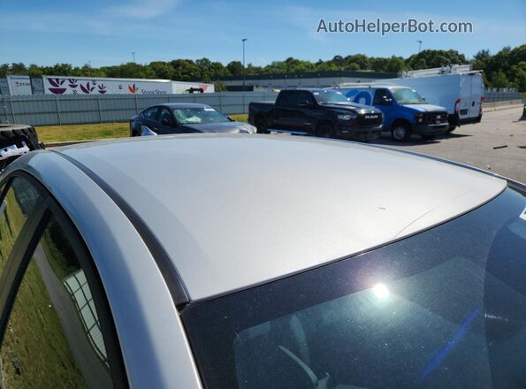 5YFB4MDE7RP185841 2024 TOYOTA COROLLA Silver 