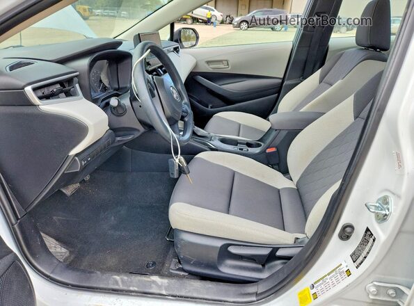 5YFB4MDE9PP008172 2023 TOYOTA COROLLA Белый Вид салона спереди