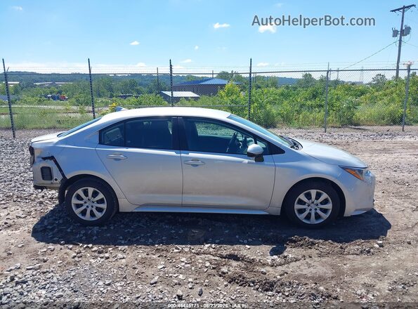 5YFB4MDEXRP103634 2024 TOYOTA COROLLA Silver Vista interior de 360 grados