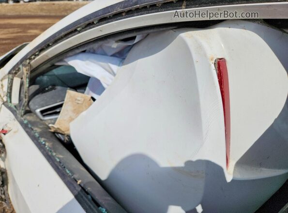 5YFB4RBE5LP010401 2020 TOYOTA COROLLA White 