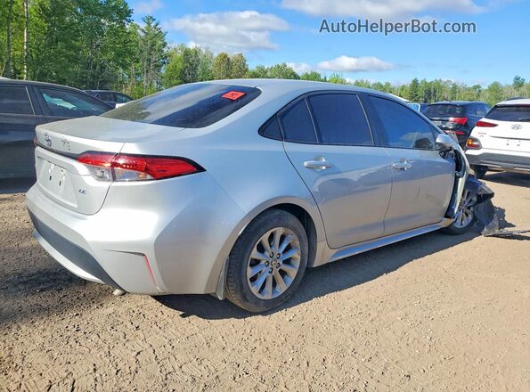 5YFBPMBE2NP307168 2022 TOYOTA COROLLA Silver 