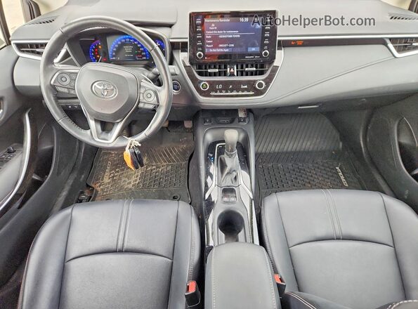 5YFBPMBE3NP283608 2022 TOYOTA COROLLA Blue 