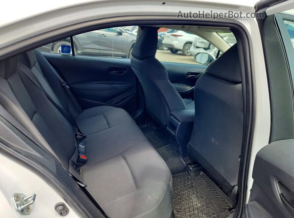 5YFBPMBE9NP384409 2022 TOYOTA COROLLA White Rear seats view