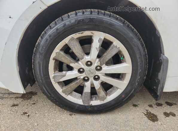 5YFBPMBEXNP355212 2022 TOYOTA COROLLA White 