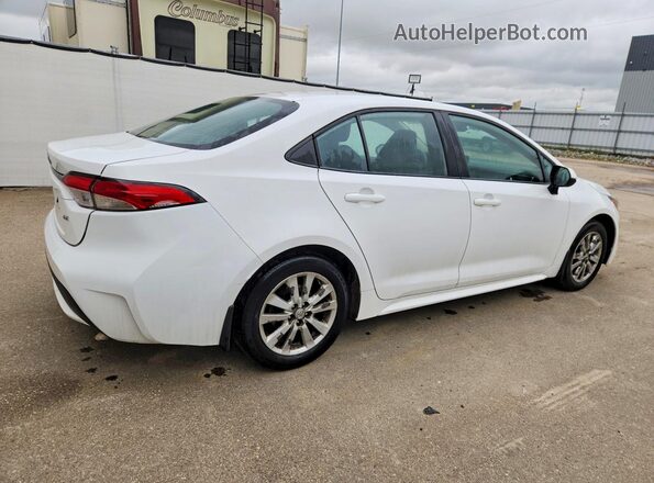 5YFBPMBEXNP355212 2022 TOYOTA COROLLA White 