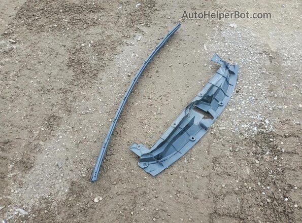 5YFBPRBEXLP039481 2020 TOYOTA COROLLA Blue ძრავის განყოფილების ხედი