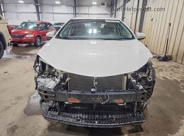 5YFBPRHE1KP924934 2019 TOYOTA COROLLA White Widok z przodu