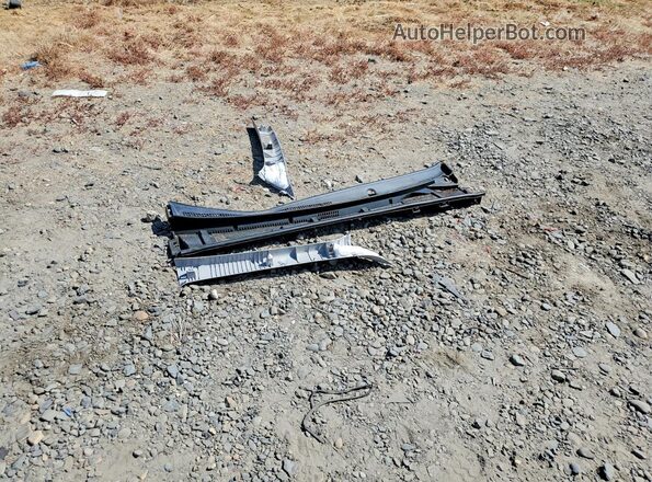 5YFBPRHE2GP549322 2016 TOYOTA COROLLA White Engine compartment view