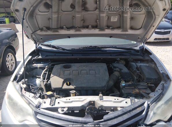5YFBURHE0GP409892 2016 TOYOTA COROLLA Silver Widok z tyłu