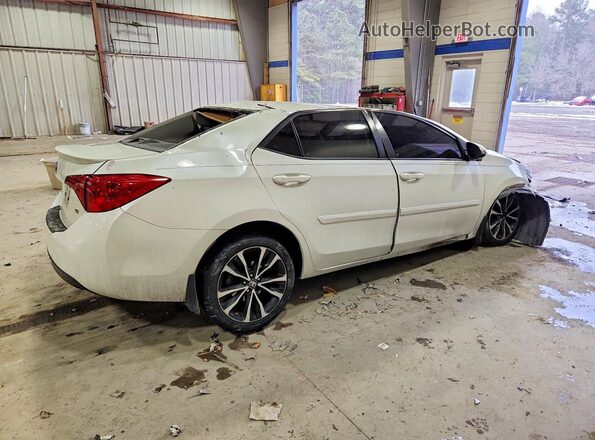 5YFBURHE0HP698564 2017 TOYOTA COROLLA White 