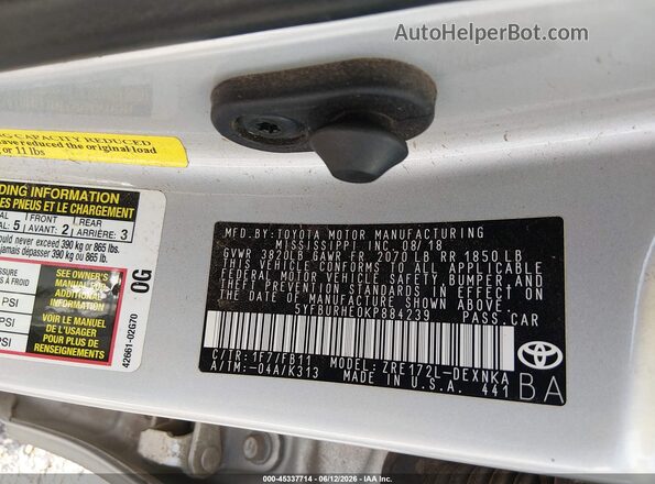 5YFBURHE0KP884239 2019 TOYOTA COROLLA Silver Widok komory silnika