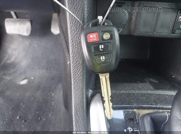 5YFBURHE0KP904716 2019 TOYOTA COROLLA Зеленый Вид панели приборов