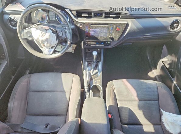 5YFBURHE0KP906286 2019 TOYOTA COROLLA Черный Вид панели приборов