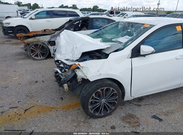 5YFBURHE1GP489946 2016 TOYOTA COROLLA Белый Вид спереди