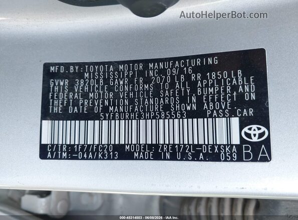 5YFBURHE3HP585563 2017 TOYOTA COROLLA Silver Widok komory silnika