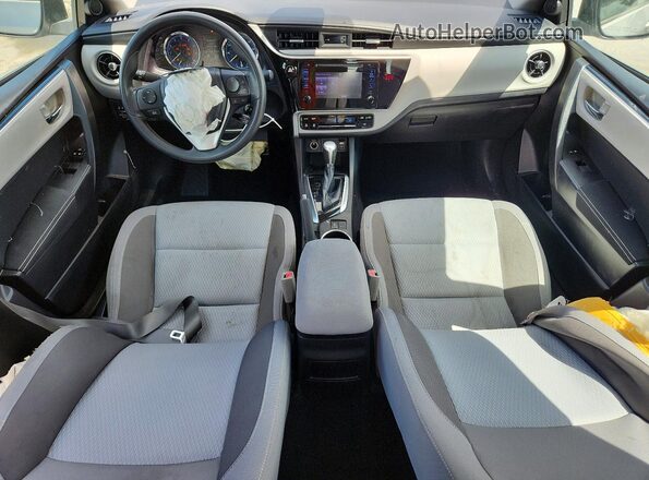 5YFBURHE3KP947432 2019 TOYOTA COROLLA Silver Вид панелі приладів