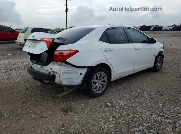 5YFBURHE4HP590609 2017 TOYOTA COROLLA White 