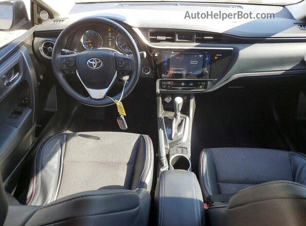 5YFBURHE4HP638495 2017 TOYOTA COROLLA Silver 