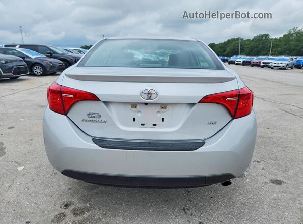 5YFBURHE4HP677944 2017 TOYOTA COROLLA Silver 