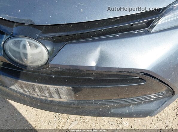 5YFBURHE4HP718041 2017 TOYOTA COROLLA Gray Vista frontal
