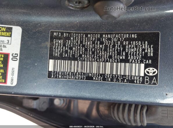 5YFBURHE4HP718041 2017 TOYOTA COROLLA Gray Vista del compartimento del motor