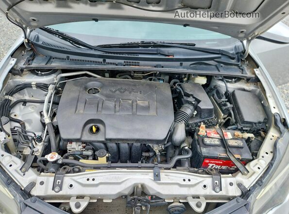 5YFBURHE4JP752759 2018 TOYOTA COROLLA Silver უკანა სალონის ხედი