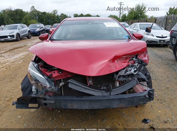 5YFBURHE4JP782876 2018 TOYOTA COROLLA Red Rear interior view