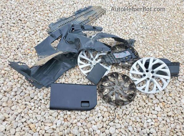 5YFBURHE4JP836368 2018 TOYOTA COROLLA Black Շարժիչի բաժամունքի տեսք