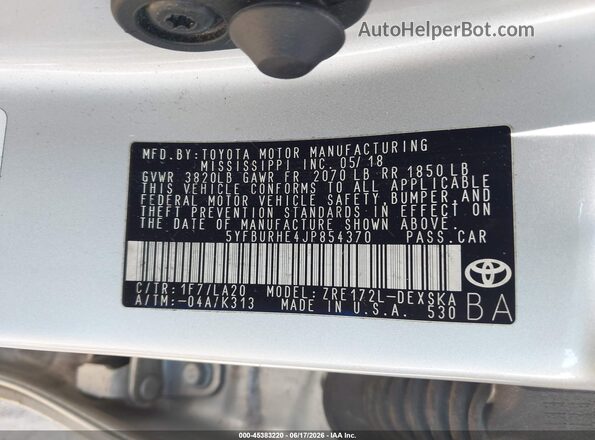 5YFBURHE4JP854370 2018 TOYOTA COROLLA Gray Вид підкапотного простору