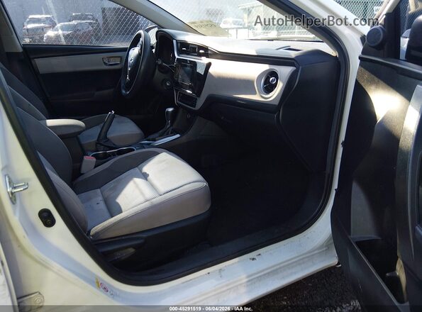 5YFBURHE4KP876189 2019 TOYOTA COROLLA White Widok wnętrza z przodu
