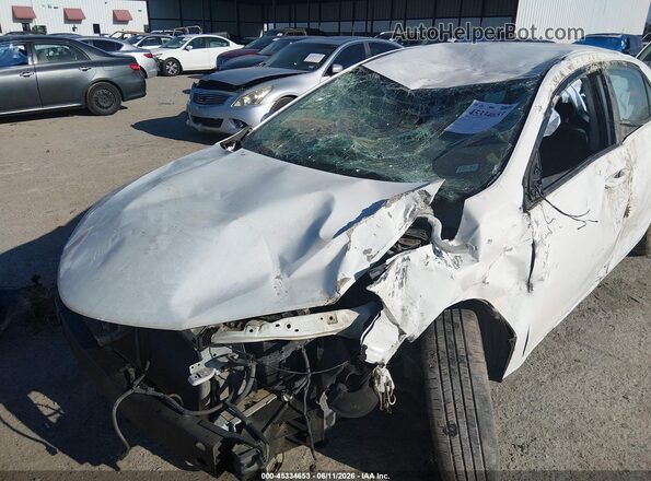 5YFBURHE4KP885247 2019 TOYOTA COROLLA White წინა ხედი