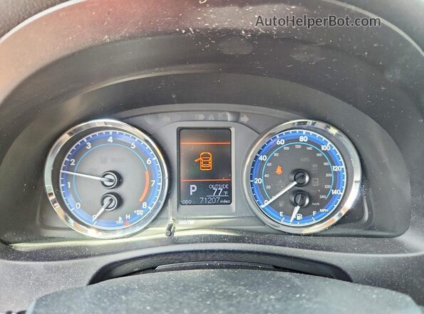 5YFBURHE4KP907828 2019 TOYOTA COROLLA Silver Вид щитка приладів